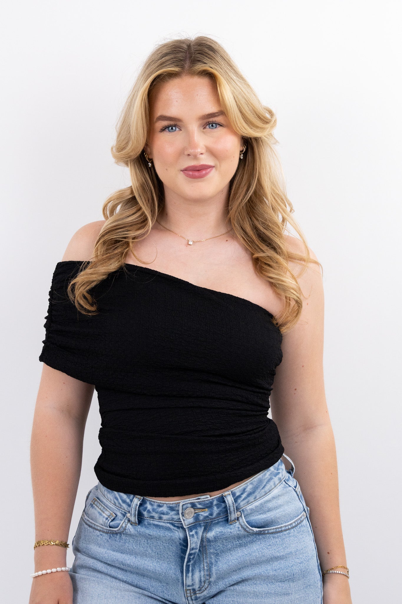 Nyra off shoulder top