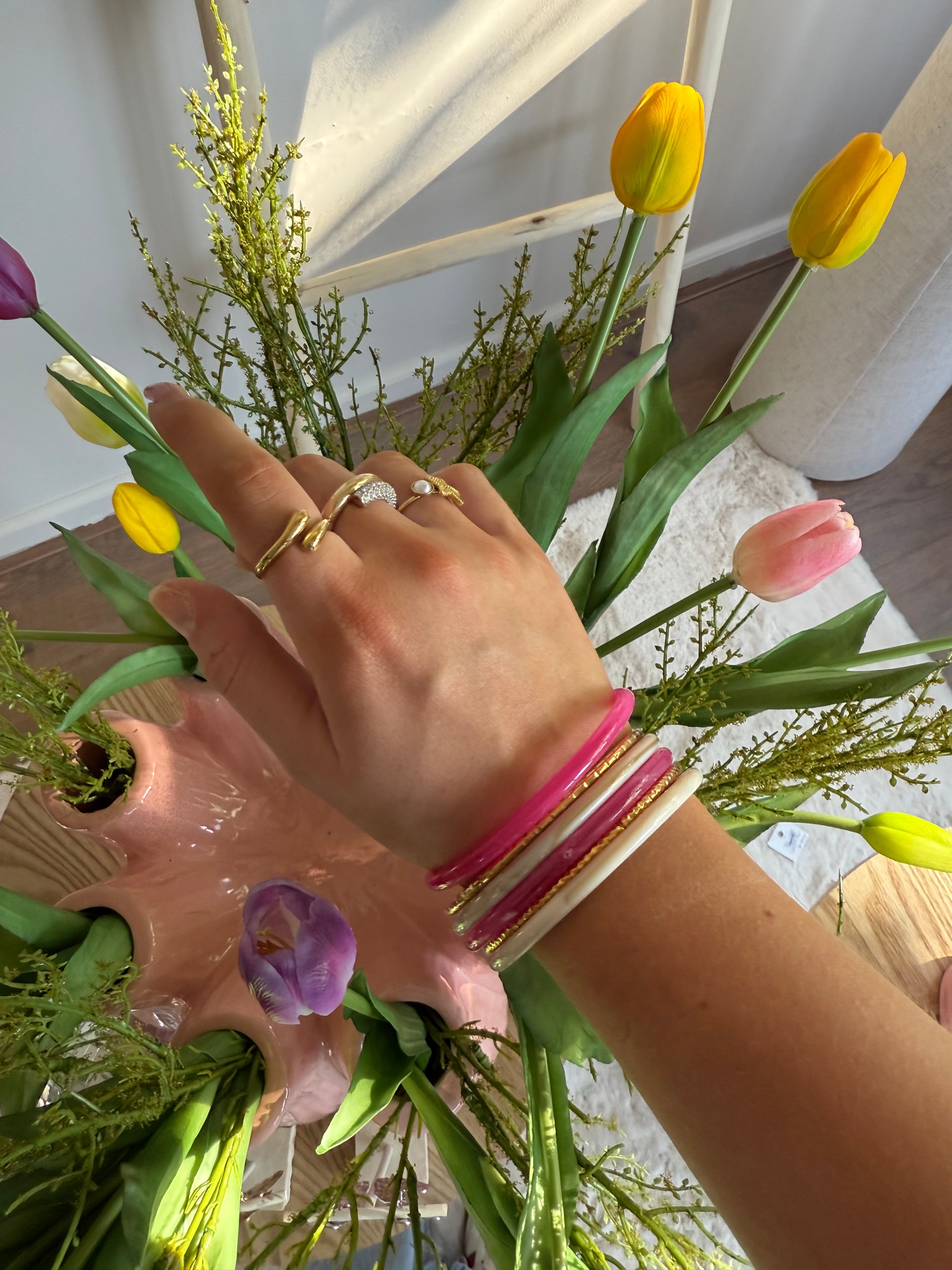 Twilight bangle
