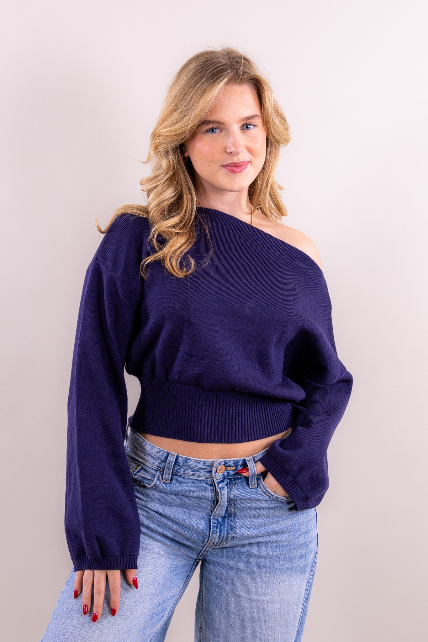 Lois One Shoulder Strickpullover