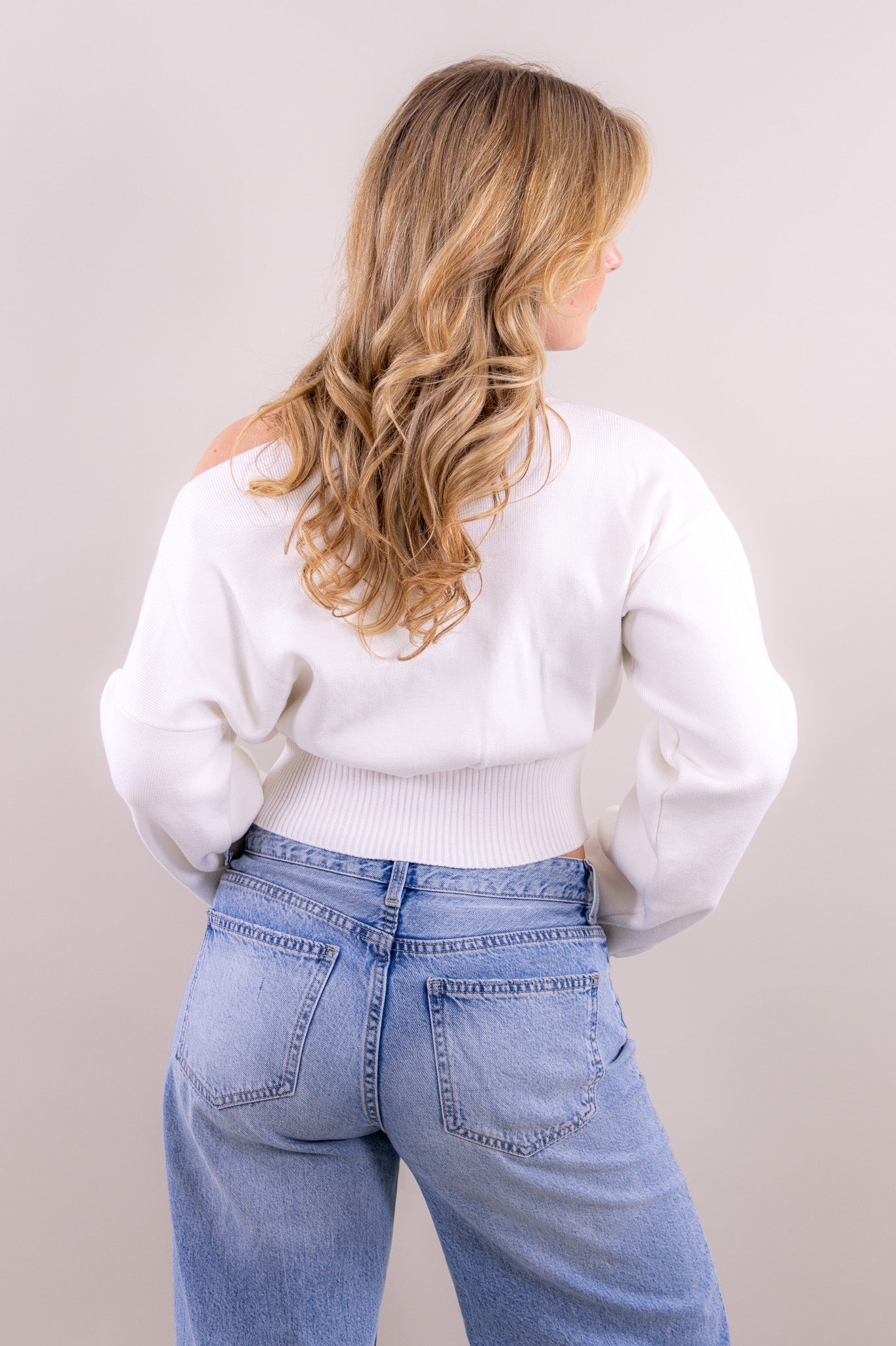 Lois One Shoulder Strickpullover