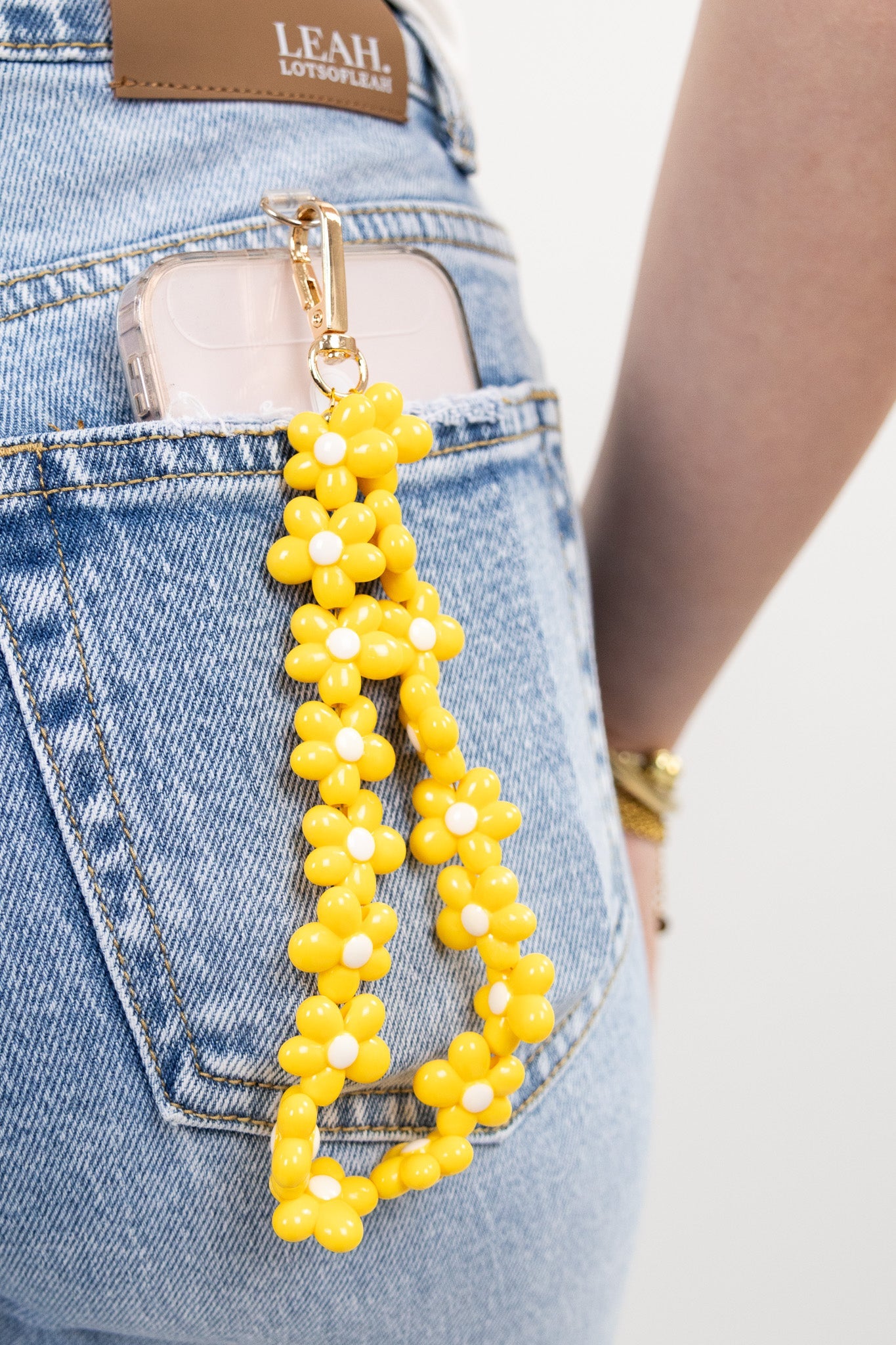 Flower phone cord